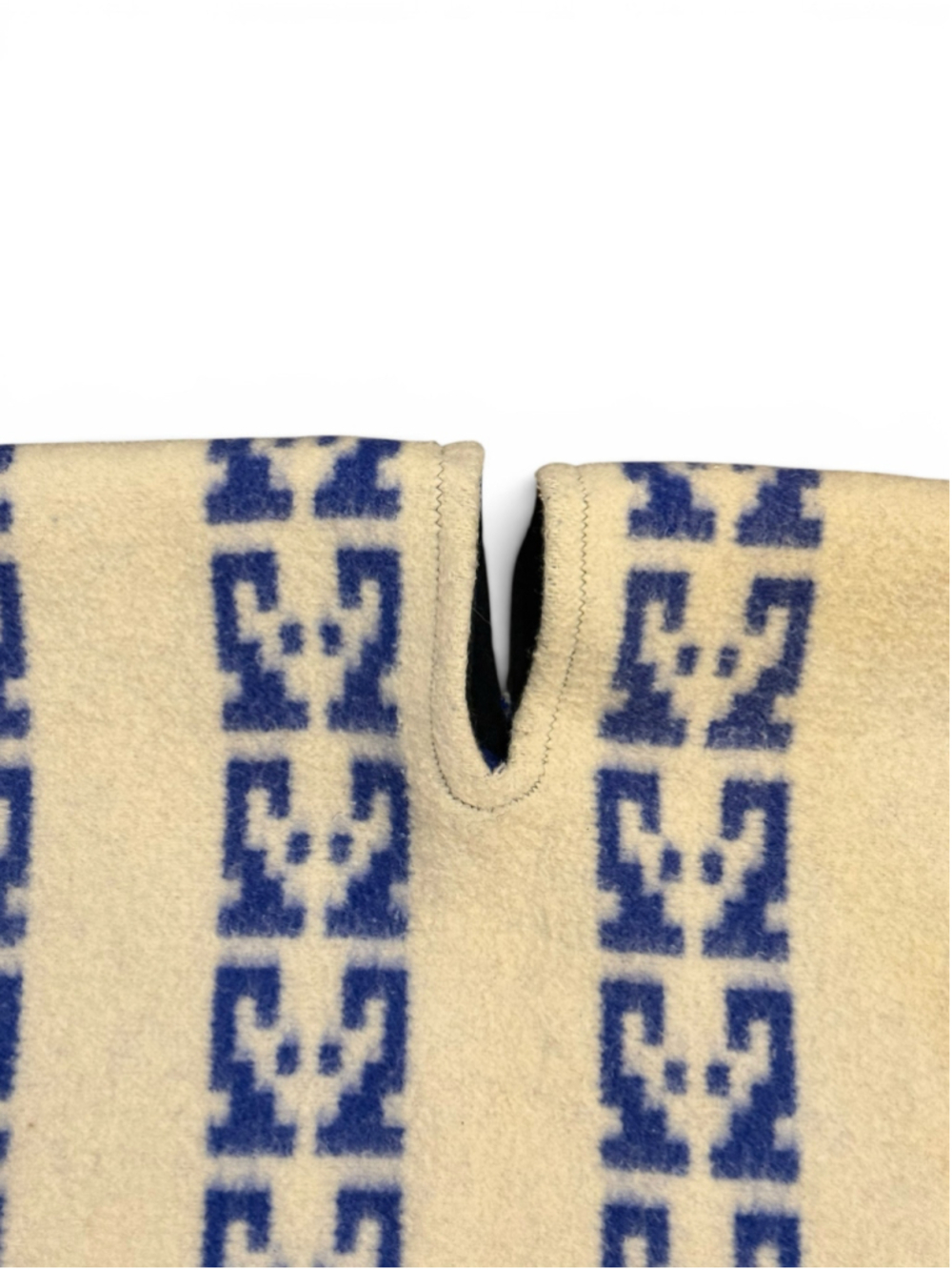 Vintage La Luz S.A. Peruvian Alpaca Wool Poncho Blue/Cream Fringe Adult Unisex - Picture 3 of 6